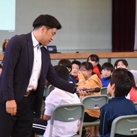 夢に向かって頑張って！全校道徳の授業開催