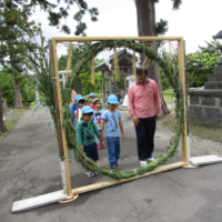 「茅(ち)の輪(わ)くぐり」をしてきました！