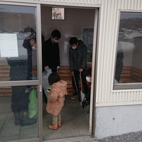 バス停清掃を実施していただきました