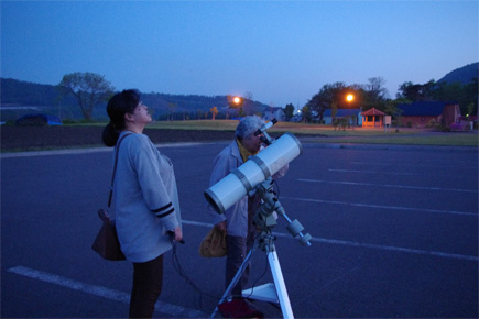 夜空を見る集い